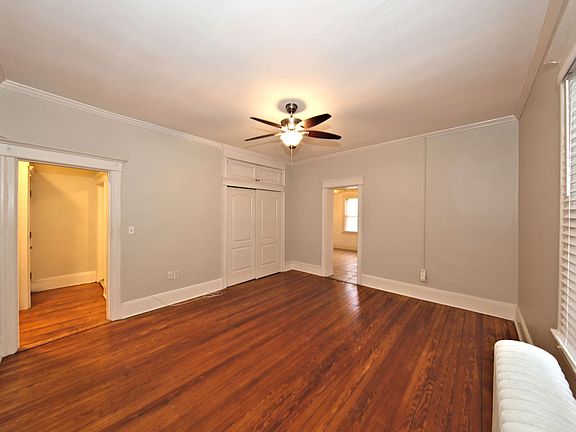 2nd image of 827 Underhill Ave