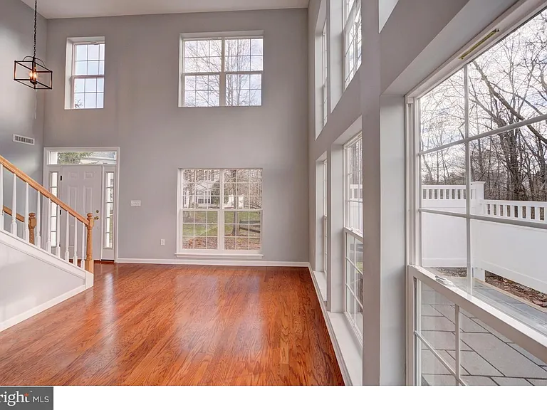616 Pebble Creek Ct — Photo 4