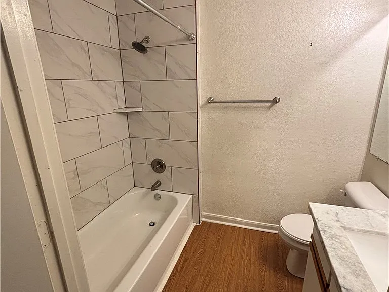 515 Parkway #103 — Photo 16