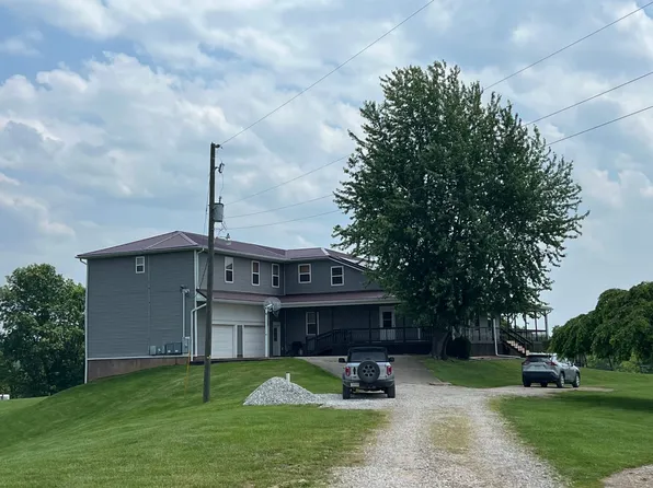 1304 Riffee Rdg, Liberty, WV 25124