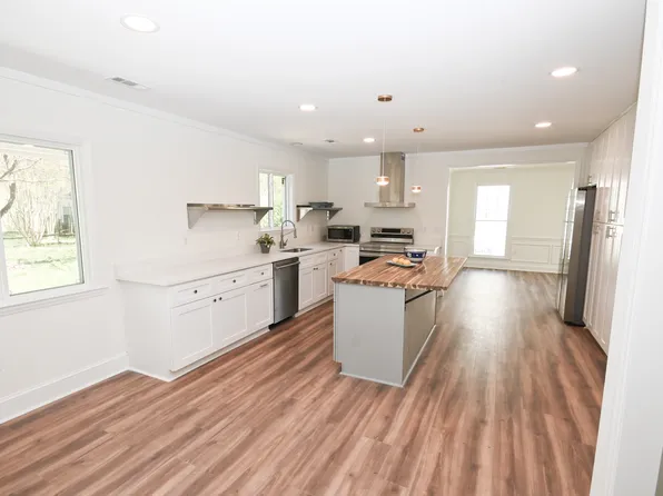 4752 Truscott Rd, Charlotte, NC 28226