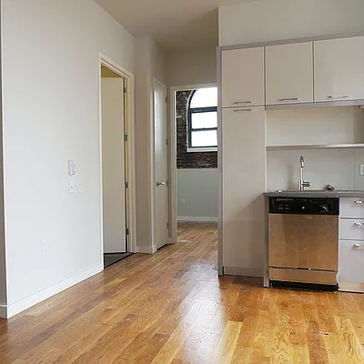 Rented by Nooklyn NYC LLC | media 55