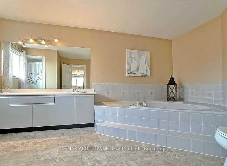 1284 Creekside Dr #MAIN — Photo 15
