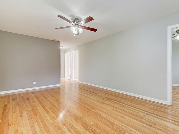 2nd image of 519 Hyde Park Ave