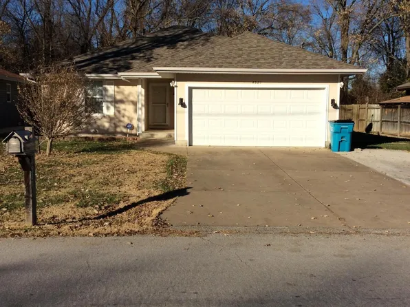 4521 W La Siesta Street, Springfield, MO 65802