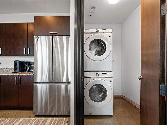 5th image of 1510 Demonbreun St APT 711