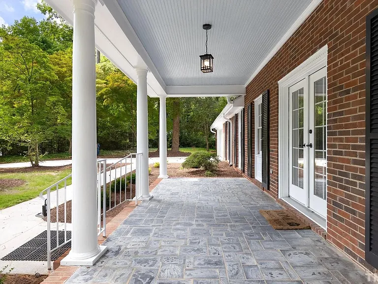 4600 Joyner Pl — Photo 29