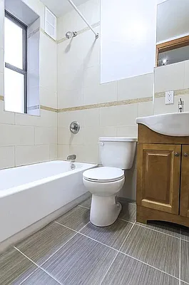 Rented by Executive Towers  | media 8