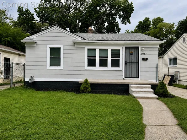 19457 Gilchrist St, Detroit, MI 48235