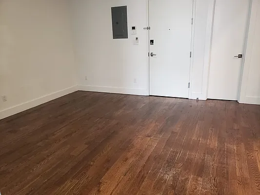 Rented by Yup Realty LLC | media 18