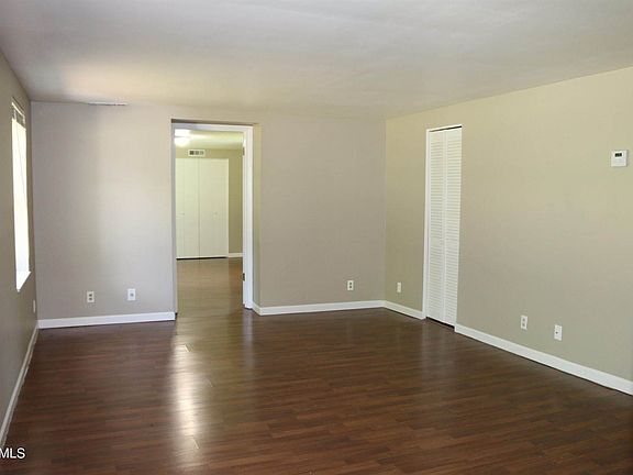 4th image of 521 N Wooddale Rd