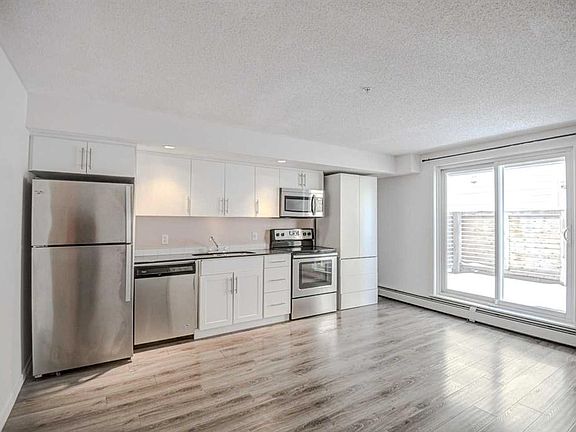 2nd image of 1920 W 11th Ave SW #106