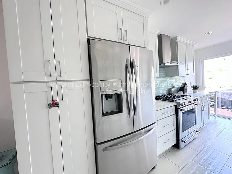 4133 Raynol St — Photo 2