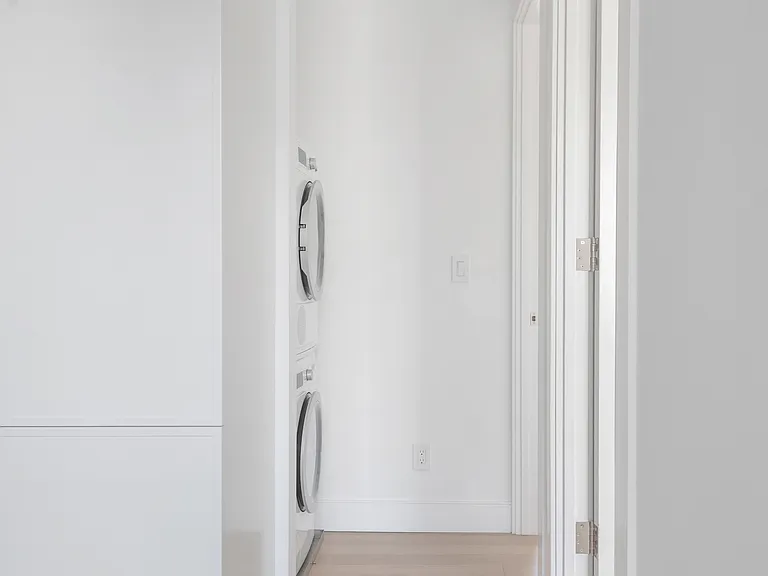 217 Thompson St #20 — Photo 10