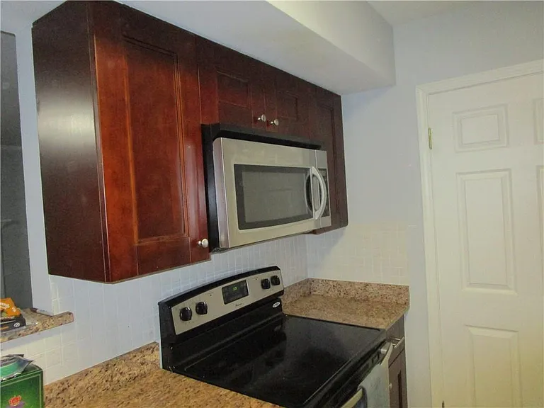 4003 Wingate Way — Photo 10