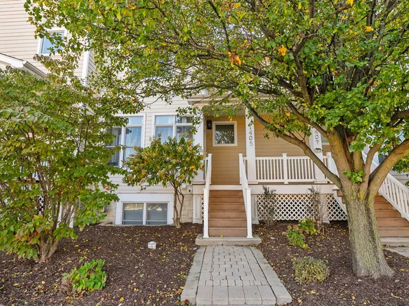1405 Water St, Blue Island, IL 60406