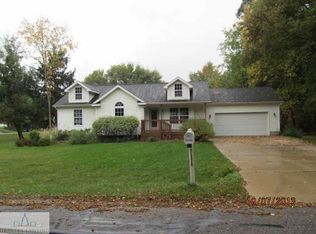 3145 Innsbrook Dr, Owosso, MI 48867