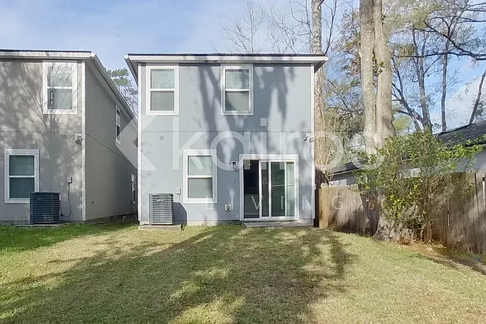 1349 Mull St — Photo 23