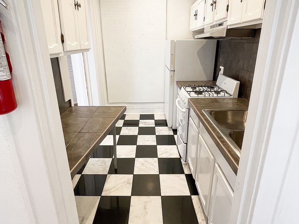 Kitchen Entrance