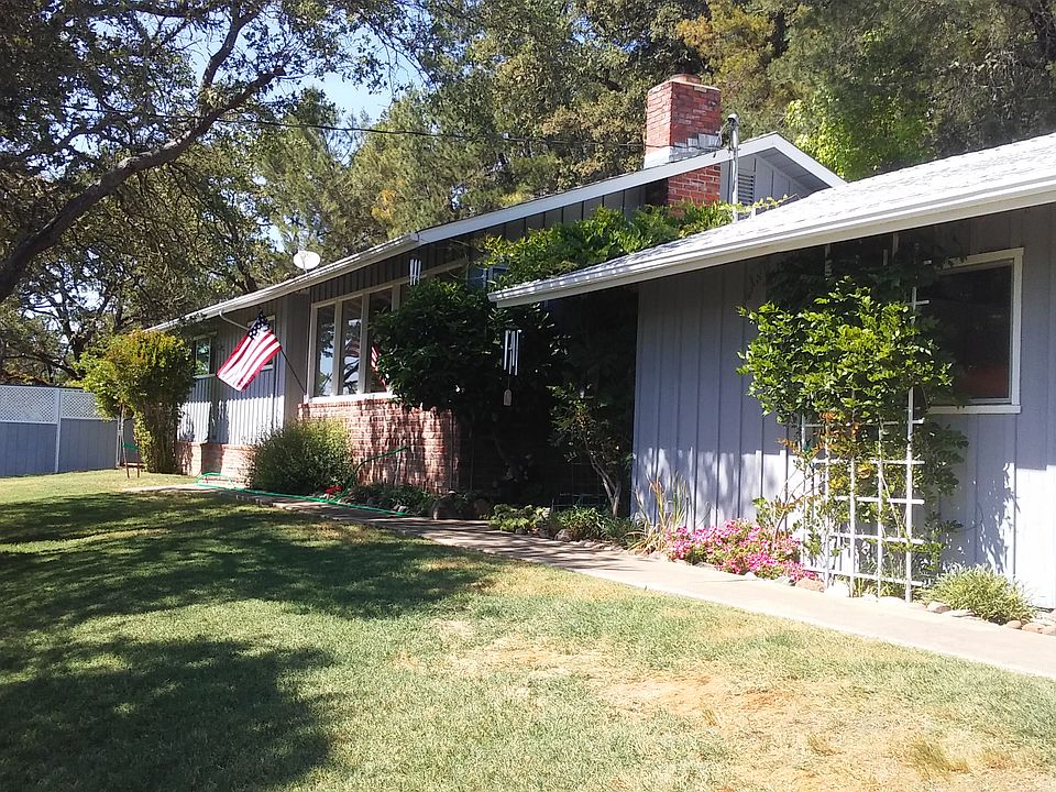 2nd image of 625 Watson Rd