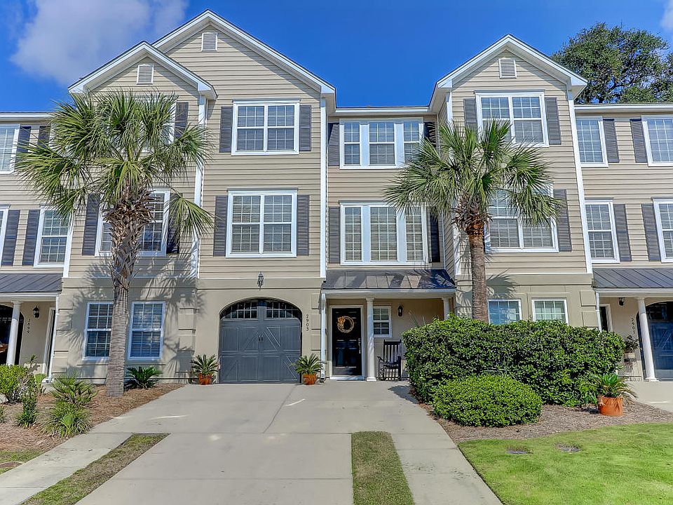1st image of 2903 Woodland Park Dr