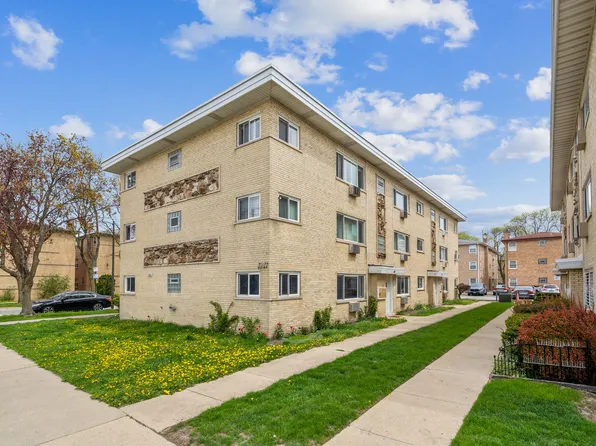 5241 N East River Rd Unit 3A, Chicago, IL 60656