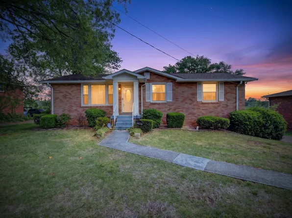 8308 Terry Ln, Hermitage, TN 37076