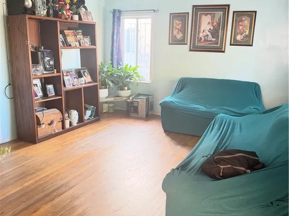 220 E 89th St, Los Angeles, CA 90003