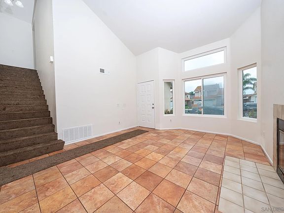 2nd image of 37943 Spyglass Cir