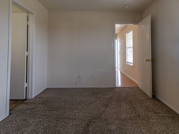 3rd image of 5710C Greengate Dr