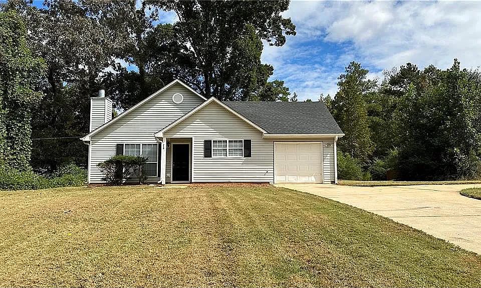 1st image of 218 Livingston Ln