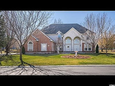 2nd image of 1489 Cottonwood Ln