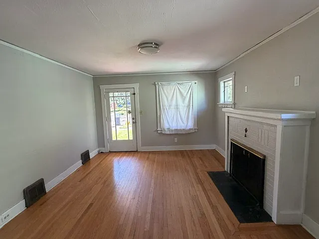 4925 N Willamette Blvd — Photo 3