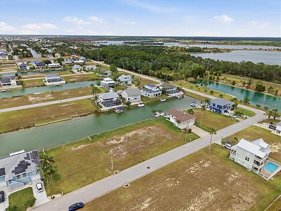 4th image of 4033 Triggerfish Dr Lot 5