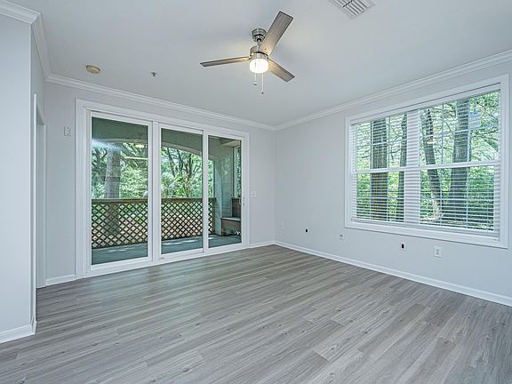 5th image of 60 Fenwick Hall Aly APT 312
