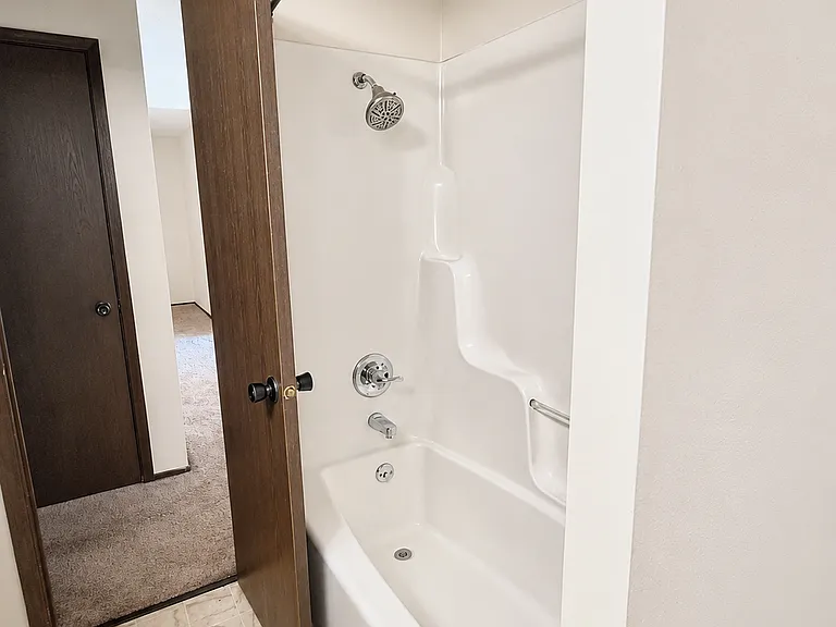 1532 N Maybelle Pl — Photo 7