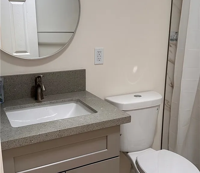 3827 Esmeralda Ave — Photo 10