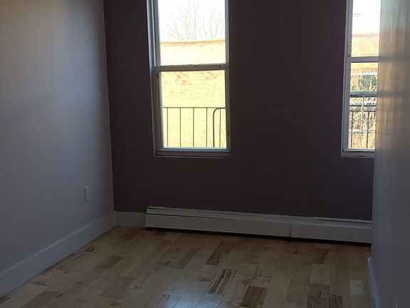5th image of 227 Rockaway Ave APT 2