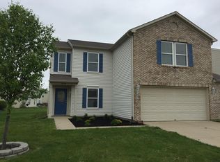 9316 S Quarter Moon Dr, Pendleton, IN 46064