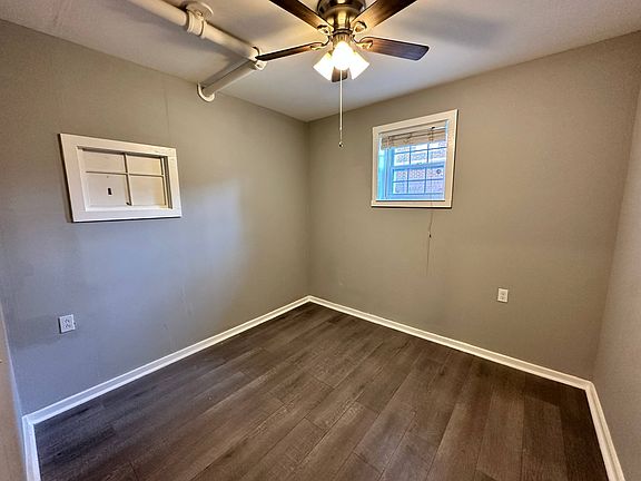 2nd image of 127 E 46th St APT 13