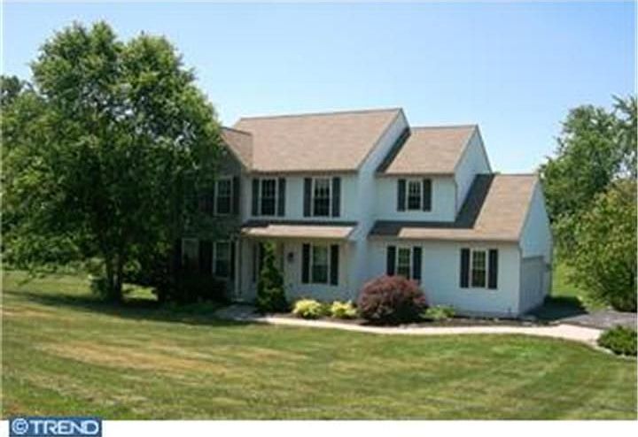 1st image of 105 Rosewood Dr