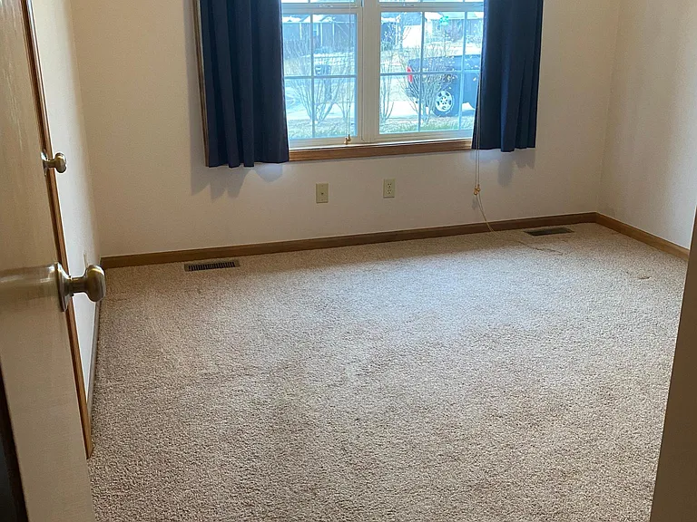 upstairs bedroom 1