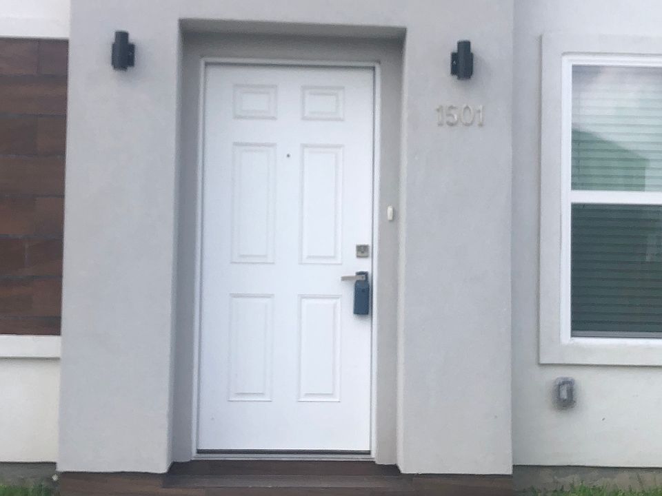 2nd image of 901 Yuma Ave #1501