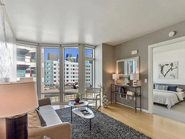 829 Folsom St #702 — Photo 8