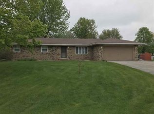 7052 Farmhome Ln, Cherry Valley, IL 61016