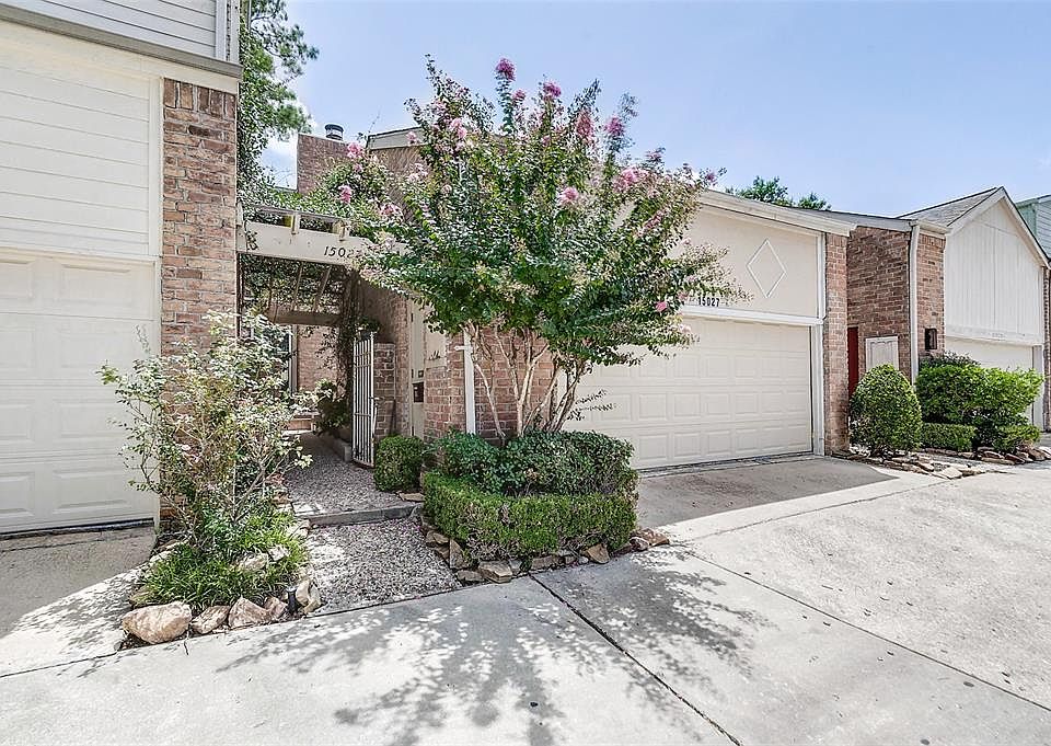 1st image of 15027 Kimberley Ct #9