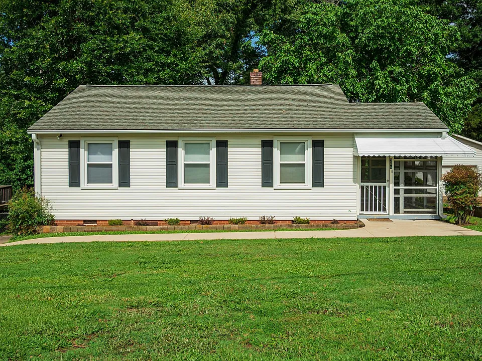 206 W Decatur St