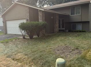 943 123rd Ln NW, Coon Rapids, MN 55448