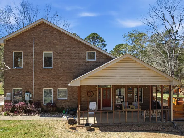 1137 Frances St, Hattiesburg, MS 39402