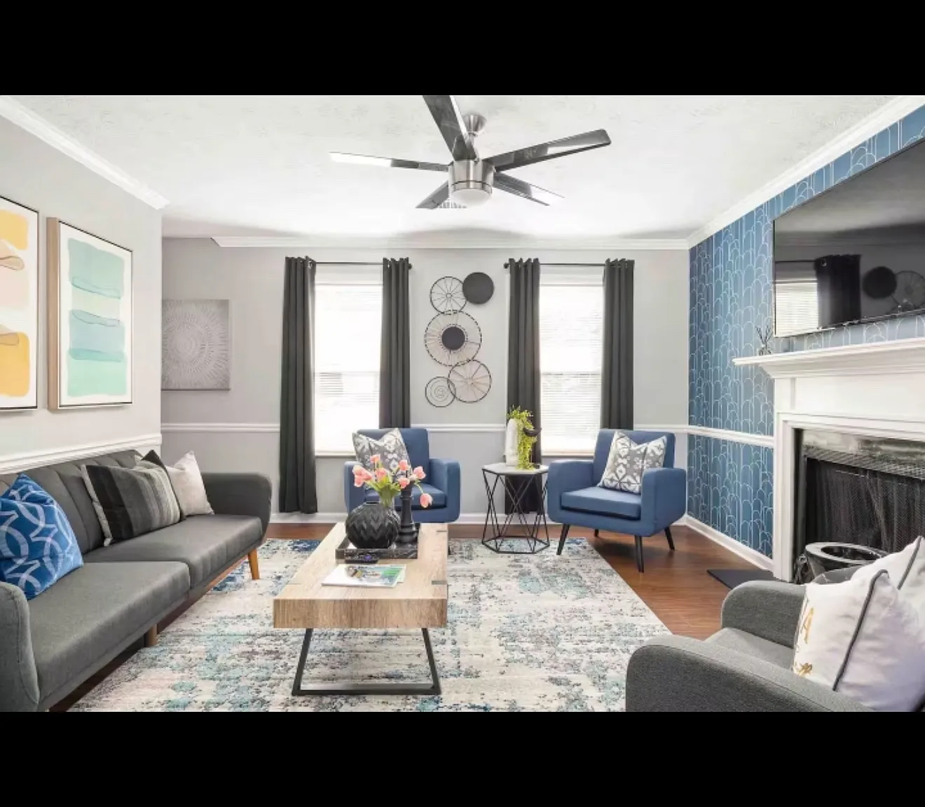 4534 Montgomery Way — Photo 3